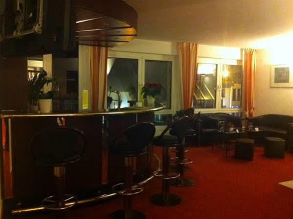 Hotel Novostar Гьотинген Екстериор снимка