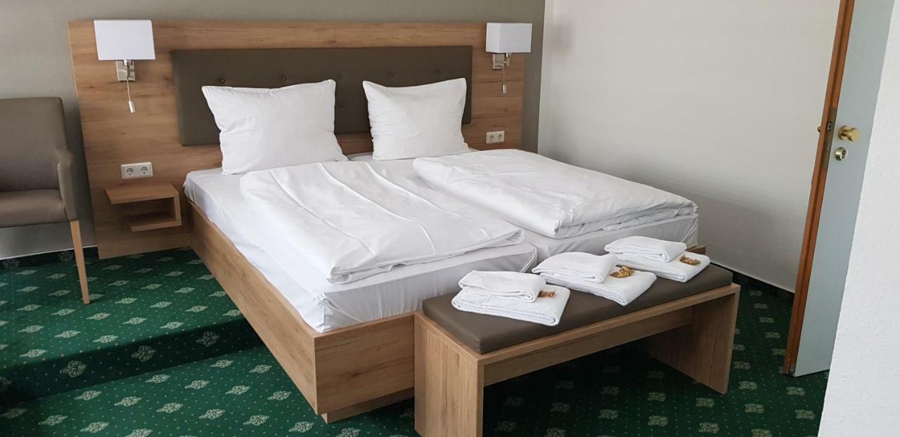 Hotel Novostar Гьотинген Екстериор снимка